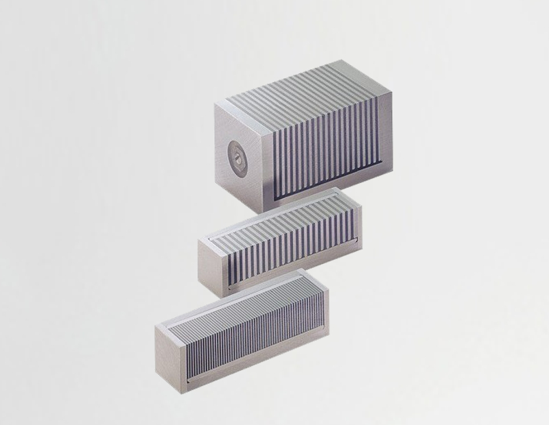 Zapínací a lamelové bloky